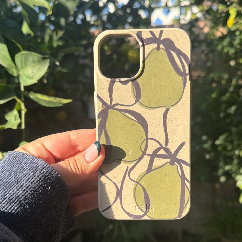 Pela iPhone 14 Phone Case Set Case - Picture 4 of 15